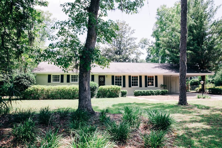1950s ranch style home exterior
